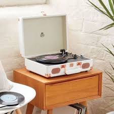 Check spelling or type a new query. Buy Vinyl Record Player And Built In Speaker Cream By Gpo Dokkan Afkar Ksa Online Shopping In Riyadh Jeddah Saudi Arabia