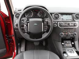 The two companies are merging their media assets to form a streaming giant capable of taking on netflix and disney. Bilder Land Rover Discovery 4 3 0 Sdv6 Im Vergleichstest