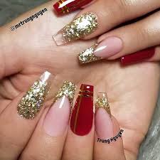 Acrylic nails have been around for decades, but they've had a resurgence in recent years thanks to a combination of celebs, instagram, and our collective nail art obsession. 60 Newest Coffin Nails Designs 2018 Short Coffin Nails Long Coffin Nails Acrylic Coffin Nails Square Gold Acrylic Nails Gold Nails Prom Red And Gold Nails