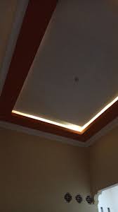 Gambar arsitektur kayu rumah atap pencakar langit dinding. Pin Di House