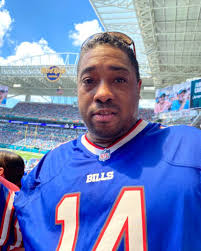 Snoop Dogg announces younger brother Bing Worthington's death with  heartbreaking tributes