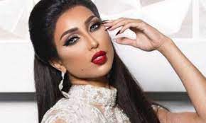 ومن استغل طيبتي معه وكان للجميل ناكراً وسبباً في وجعي يوماً، والله لن أسامحهم أبداً. Ø¯Ù†ÙŠØ§ Ø¨Ø·Ù…Ø© ØªÙƒØ´Ù Ø³Ø¨Ø¨ Ø§Ù„ØªØºÙŠÙŠØ±Ø§Øª Ø¨Ù…Ù„Ø§Ù…Ø­ ÙˆØ¬Ù‡Ù‡Ø§ ÙˆØ¨Ù…Ø§Ø°Ø§ ÙŠØµÙÙ‡Ø§ Ø²ÙˆØ¬Ù‡Ø§ ÙÙŠØ¯ÙŠÙˆ Ø§Ù„Ù‚Ø¯Ø³ Ø§Ù„Ø¹Ø±Ø¨ÙŠ
