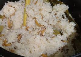 Areh adalah santan kental yang dibumbui berikut resep nasi liwet khas solo lengkap dengan areh santan yang diambil dari buku resep masakan indonesia favorit nasi lengkap oleh. Ini Dia Resep Nasi Liwet Magic Com Anti Gagal