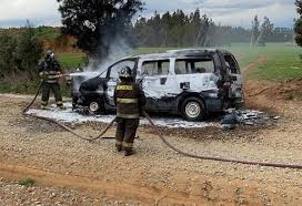 Allí, maría ancalaf fue interceptada junto a su pareja y a sus hijos, quienes pasarán este domingo al juzgado de garantía de collipulli para su control de su detención. Collipulli Un Hombre Muere Baleado Y Fiscalia Habla De Armamento De Guerra