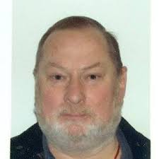 This is a small model showing how the gas check place fitted to the back  end of a shell. Note very good photographs.