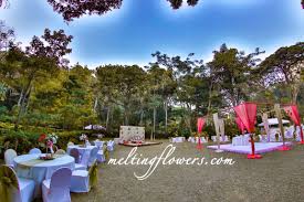 The Taj West End Garden Wedding Venues In Bangalore Wedding Venues Garden Wedding Venue Outdoor Wedding Decorations