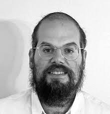 Michael Uhr's Instagram, Twitter & Facebook