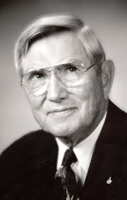 WWII vet guided big leap in banking