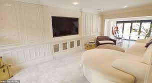 Joey essex reveals his toughest challenge yet | this morning. Inside Joey Essex S Home Former Towie Star Reveals Lavish Bachelor Pad Daily Mail Online