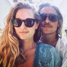 Take That's Mark Owen quits the UK and sells £6m countryside mansion to  move to America