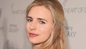 Pitt's Plan B has Netflix deal, Hulu renewal