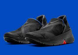 Once you see nike go flyease do its thing, you can't unsee it. Nike Go Flyease Hands Free Shoe Release Date Sneakernews Com