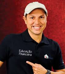 Seus direitos não podem passar despercebidos. O Sindicato dos Comerciários  luta diariamente para fazer valer os benefícios de