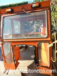 Nel giro di qualche anno, l'azienda dedica le sue risorse e le sue capacità produttive nell'ampliamento della gamma prodotti offerti. Vendita Trattore Usato Fiat Cabina Italcab Per Fiat 640