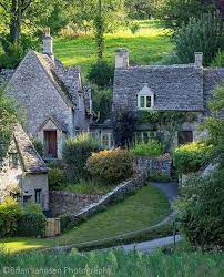 One Of The Most Beautiful Villages In The Cotswolds Cotswolds Cottage English Country Cottages English Cottage