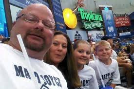 Fundraiser for Jen Schreiber Mingle by Bill Erdmann : The Mingle Family