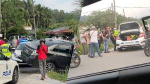 Check spelling or type a new query. Berita Terkini Padah Lari Daripada Polis Kereta Terbabas Masuk Longkang 3 Dicekup 1 Lari Kitareporters Semua Boleh Jadi Reporter