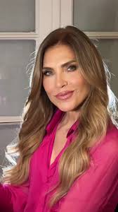 Preparativos para el estreno de #lavozausente