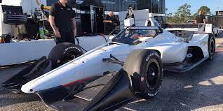 Indycar sobrevivió al año pandémico en 2020. Rinus Veekay On The Sebring Indycar Test Articles Trackside Legends
