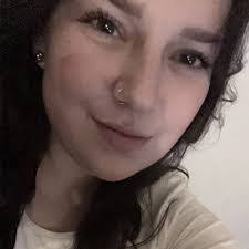 Johanna Petersen's Instagram, Twitter & Facebook