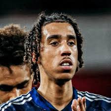 Harry Maguire's defence coach (@HarryMaguireL)