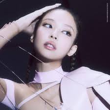 No mames las piernas de Lisa miden lo que mide el torso de Jennie y Jisoo  juntas hahaha #LongLegsLisa #BestGirlLisa #RoyalMaknae  #ElPiecitoChuecoDeJisoo 🐢🐇