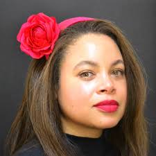 We're calling these hats in our group six, “Va Va Vintage!” as they are all  alluring vintage silhouettes. 1. Sarah K. Fedaie 2. Sarah Gross 3. Vlasta  Šuhajdová 4. Annette Edgar Read