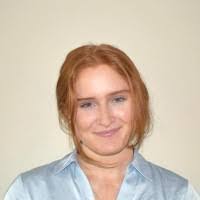 Ashleigh Walker's Instagram, Twitter & Facebook