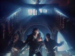 Total eclipse of the heart. Bonnie Tyler Total Eclipse Of The Heart 1983 Imvdb