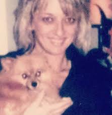 Can someone take the pom pom out of this picture?