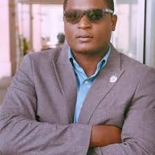 Ananda Hill's Instagram, Twitter & Facebook