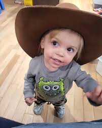 Jennifer & Justin Roach (@waukeshacountyhomes) · Pewaukee, WI