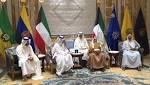أمير الكويت يتسلم الرد القطري