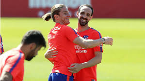 View their personal photography portfolio on pexels →. Laliga Santander Juanfran And Filipe Luis Two More Atletico Madrid Farewells In The Air Marca In English