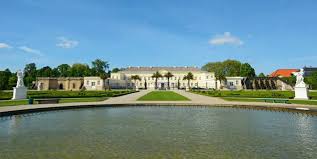 Tickets, tours, address, orangerie herrenhausen reviews frequently asked questions about orangerie herrenhausen. Herrenhausen Palace Conference Centre Eersteklas Gastheer Beurs Economie