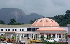 Aso rock presidential villa is the nigerian presidential complex which houses the residence and office of the nigerian president. Fire Outbreak In Aso Rock Villa At Last Presidency Reveals The Truth Legit Ng