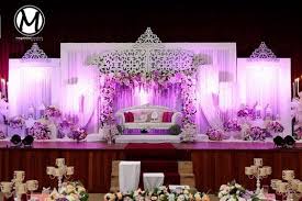 40 Best Wedding Reception Stage Decoration Ideas For 2018 Stage Decorations Wedding Stage Decorations Hindu Wedding Decorations