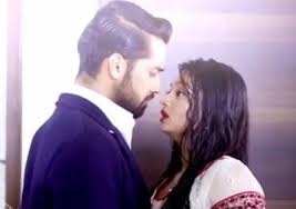Diye chali gayi tab shaurya ko thoda to feel hua tha…matlab vo mehek ki thodi to care karta hai. Mehek Shaurya Gets Romantic With Mahek Spiking Her Juice
