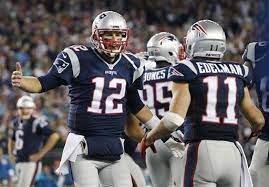 Tom Brady New England Patriots Put On A Thursday Night Clinic In Win Over Miami Dolphins New England Patriots Tickets New England Patriots Patriots Preseason