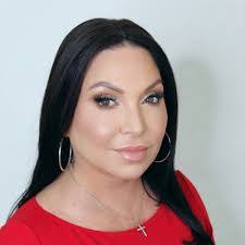 Dana Larue's Instagram, Twitter & Facebook