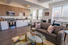 5 Reasons Why You Should Choose A Furnished Apartment Over A Hotel Apartments Decor Homedecor Homeawayfromhome Tr Furnished Apartment Home Deco Home Decor