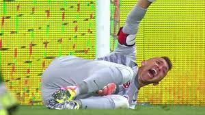 Un poco diferente , pero otra vez con la ⚽️⚽️ @gsfadl @galatasaray #vamooooo ' #fpkto. Mengerikan Begini Video Detik Detik Cedera Patah Kaki Fernando Muslera
