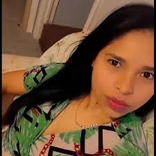 Hello, does anyone have a dog that doesn't grow much to donate?