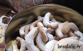 Pour 10 personnes, il vous faudra Vanille Kipferl Recette Bicsuits De Noel Bredele Fr