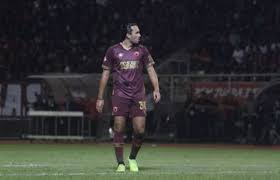 Ezra walian preferisce calciare con il piede right. Ezra Walian Tidak Bisa Bela Psm Di Afc Cup 2020 Berita News