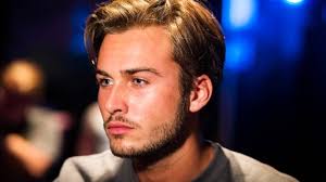 Jongeren die alcoholpreventiecursus volgen mogen in Ede hun rijbewijs  gratis afhalen