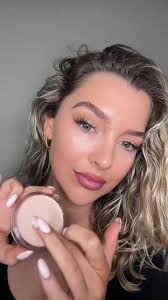 How to Smoothen Out Made by Mitchell Concealer Bolt Balm