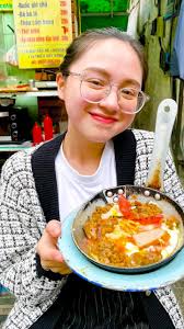 [BÁNH MỲ CHẢO 40 NĂM Ở HÀ NỘI CÓ GÌ HOT]