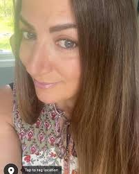 Jackie Hillman (@Colorchicc) • Facebook