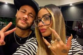 nejˈmaʁ dɐ ˈsiwvɐ ˈsɐ̃tus ˈʒũɲoʁ; Neymarpalooza Saiba Quais Cantores Irao Se Apresentar Na Festa De Neymar